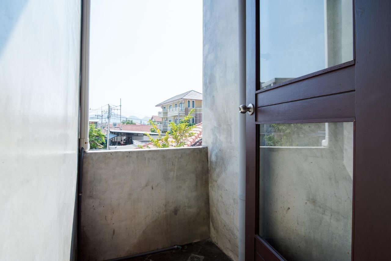 Lovely Guesthouse 94 Hua Hin Bagian luar foto