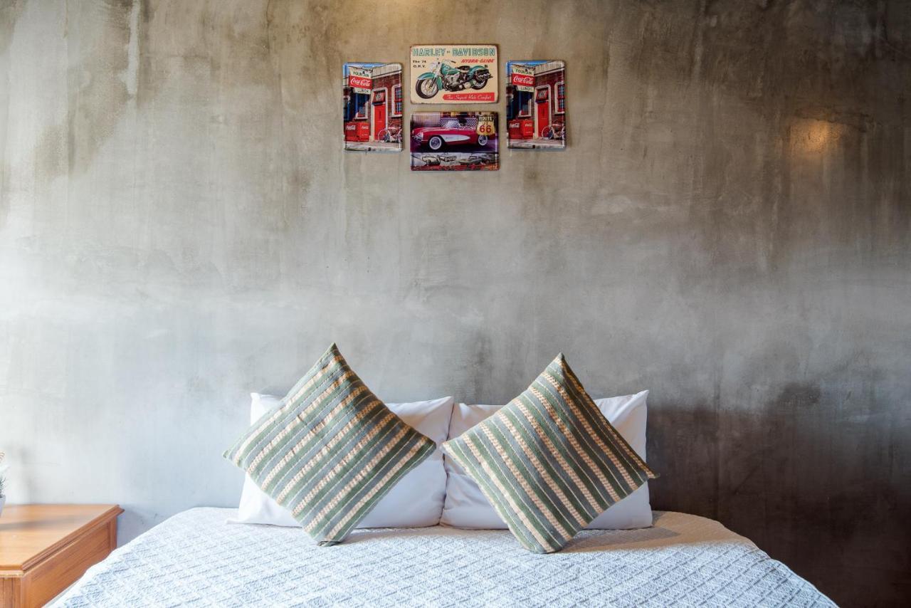 Lovely Guesthouse 94 Hua Hin Bagian luar foto