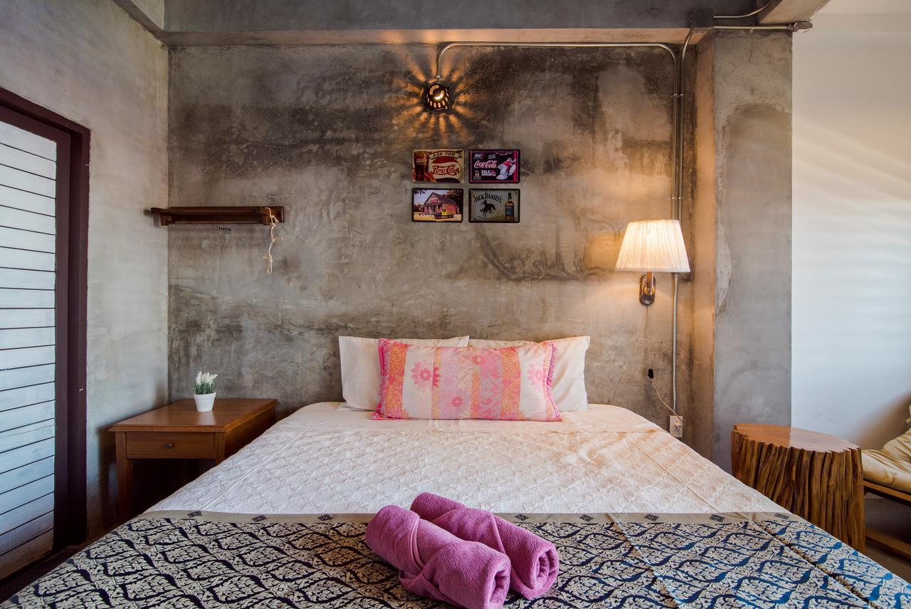 Lovely Guesthouse 94 Hua Hin Bagian luar foto