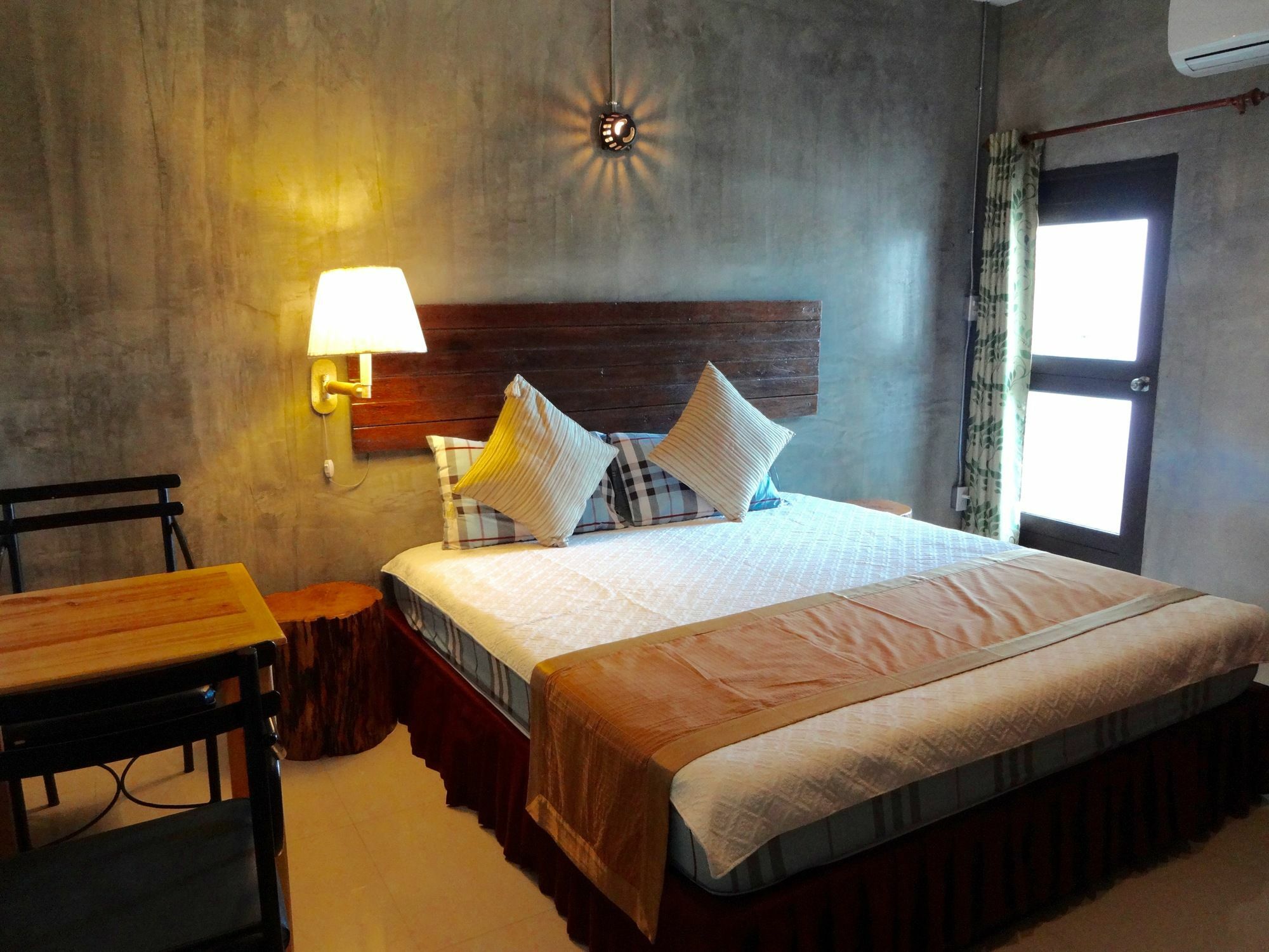 Lovely Guesthouse 94 Hua Hin Bagian luar foto
